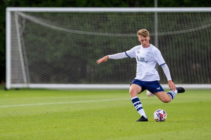 Cole McGhee signs in on loan